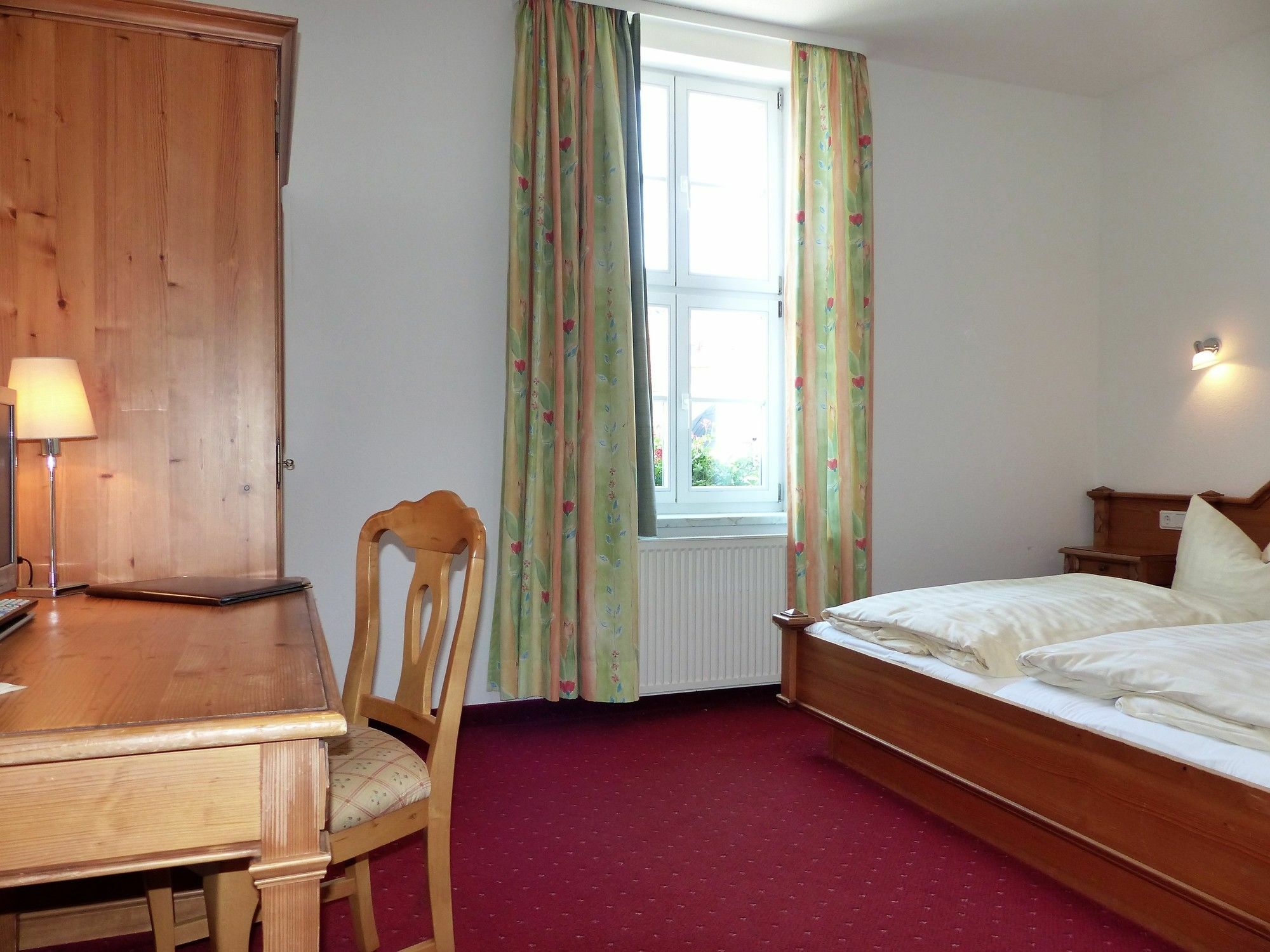 Zum Brauhaus Hotel 3*